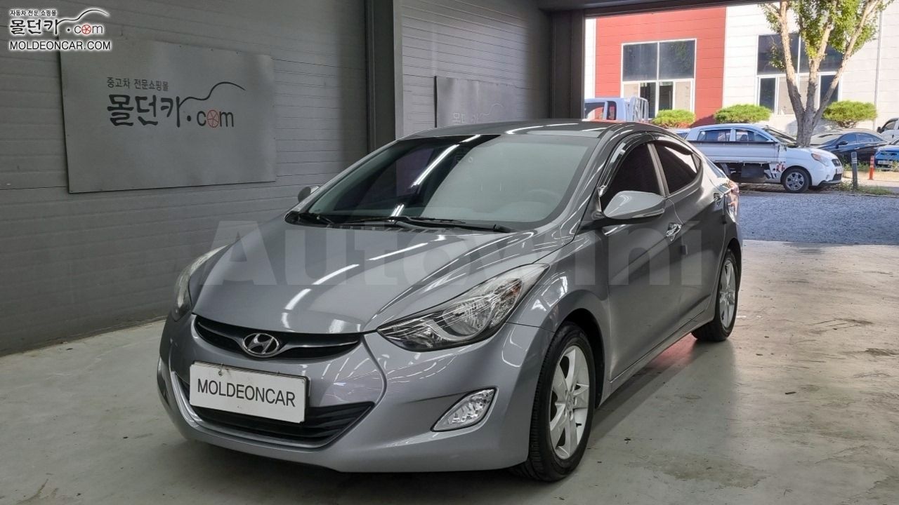 2012 HYUNDAI AVANTE VIN: KMHDH41DBCU548675