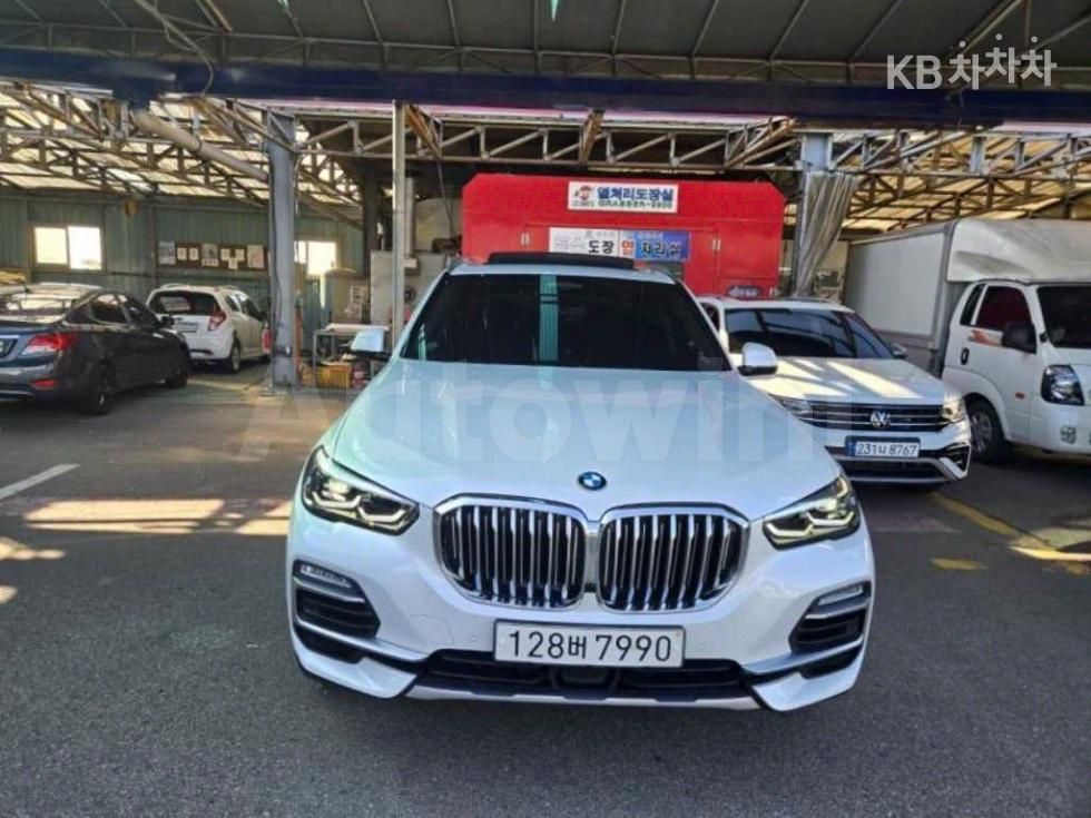 2020 BMW X5 VIN: WBACV6104L9B48216