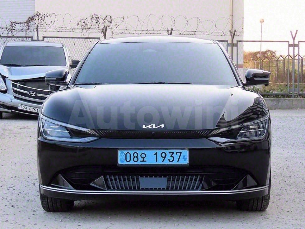 2022 KIA EV6 VIN: KNAC381AFNA008220