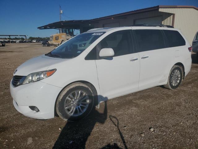 2012 TOYOTA SIENNA XLE VIN: 5TDYK3DC3CS222441