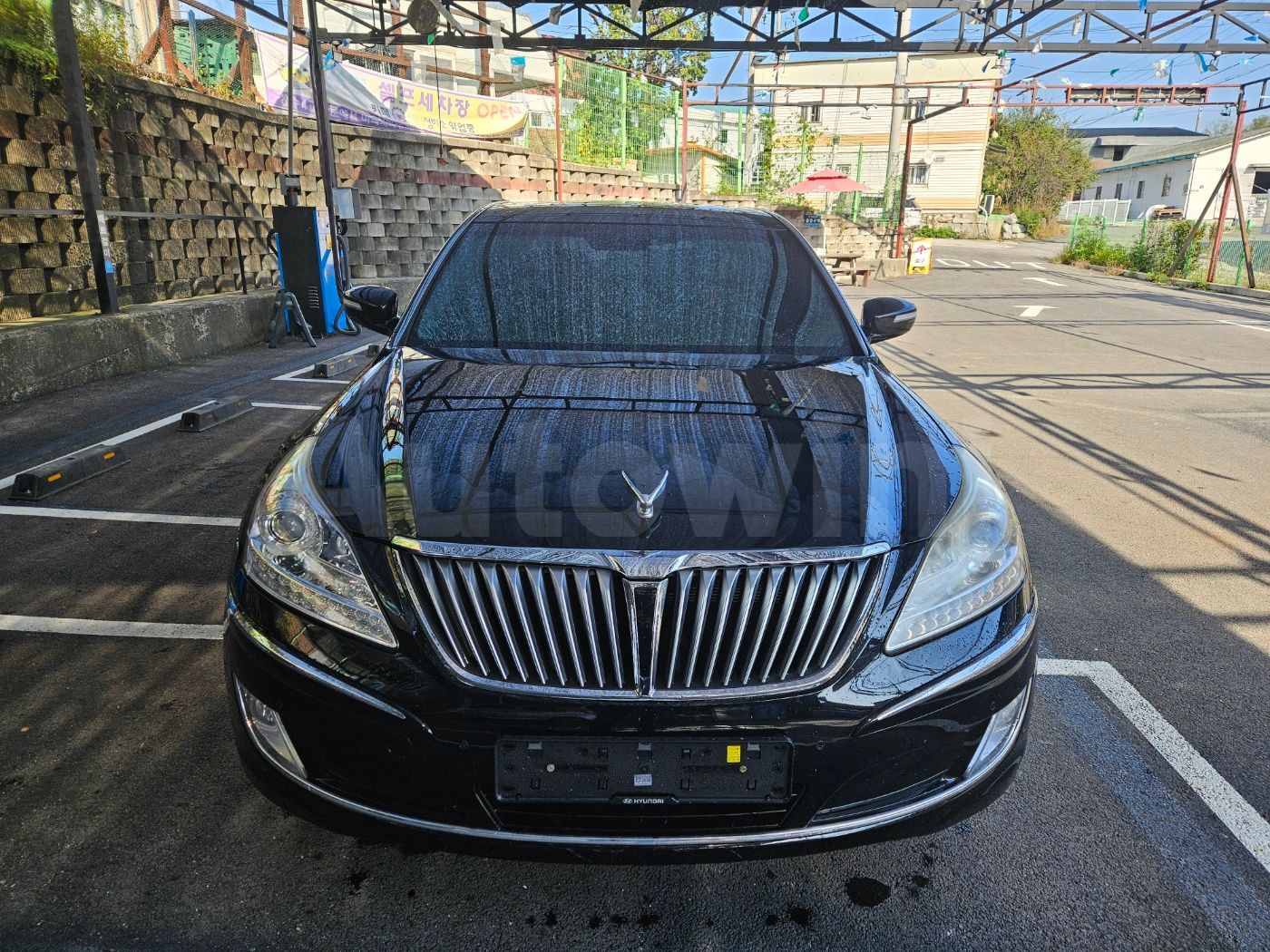 2010 HYUNDAI EQUUS VIN: KMHGG41EBAU009174