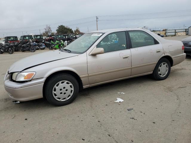 2000 TOYOTA CAMRY CE VIN: 4T1BG22K0YU656052