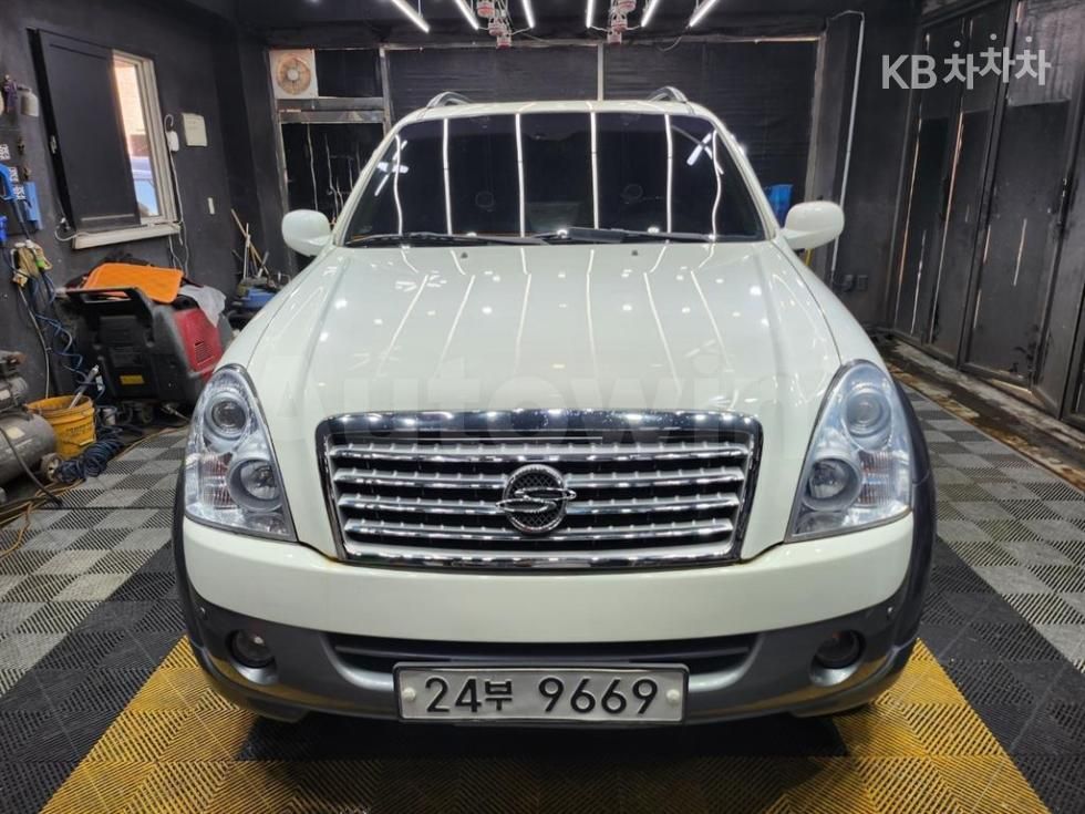 2012 KGM (SSANGYONG) REXTON VIN: KPBFA3AB1CP304707