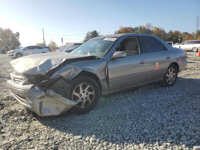 1999 TOYOTA CAMRY VIN: JT2BF28K8X0171168