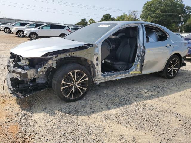 2018 TOYOTA CAMRY L VIN: 4T1B11HK5JU558370