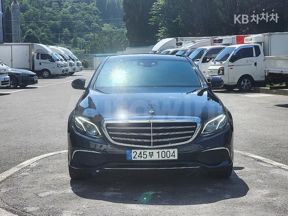 2018 MERCEDES-BENZ E-CLASS VIN: WDDZF0EB4JA403707