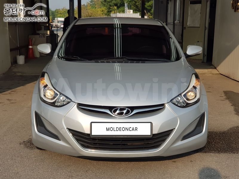 2015 HYUNDAI AVANTE VIN: KMHDG41DBFU443506