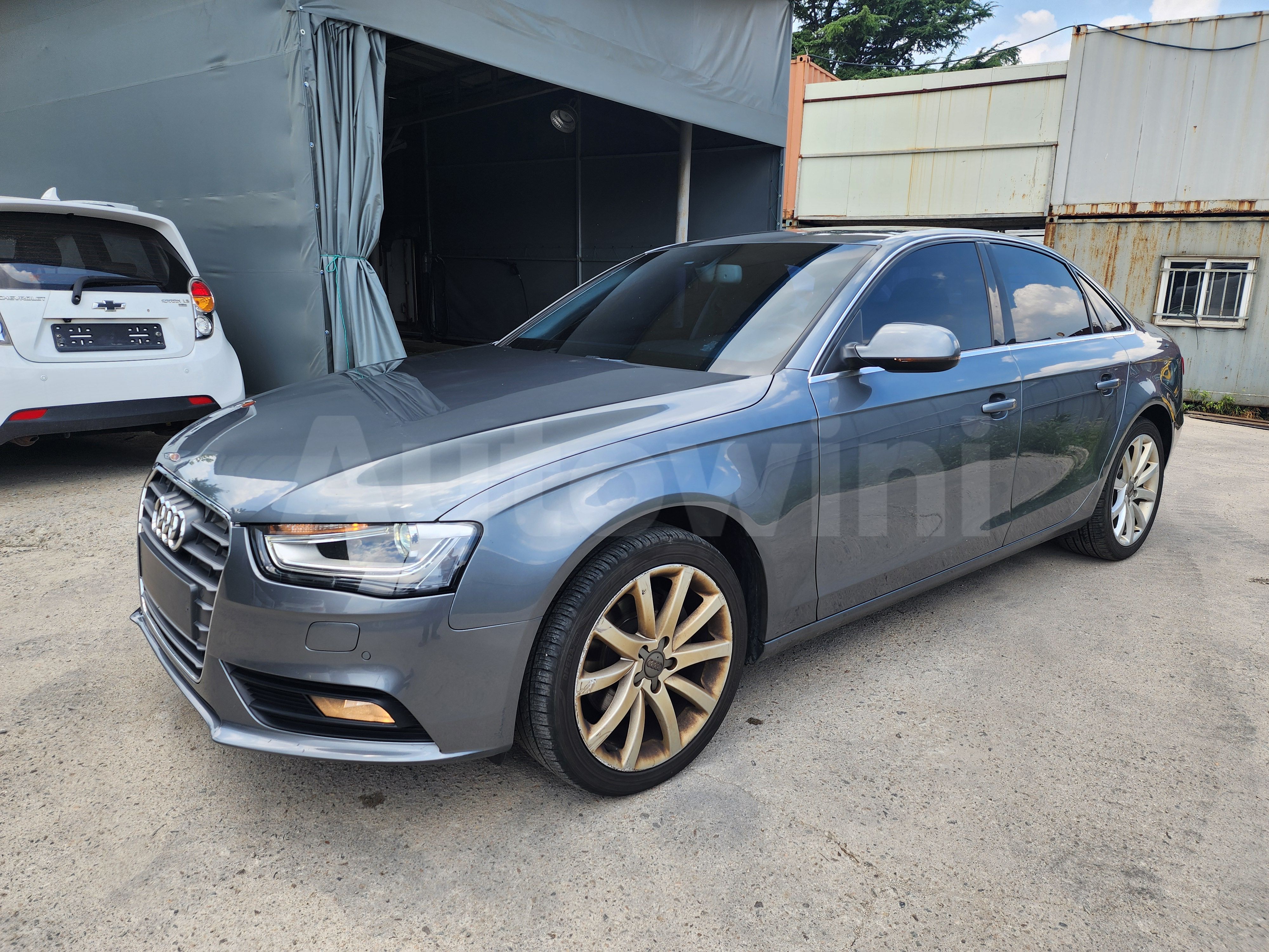2013 AUDI A4 VIN: WAUZZZ8K4DN016067