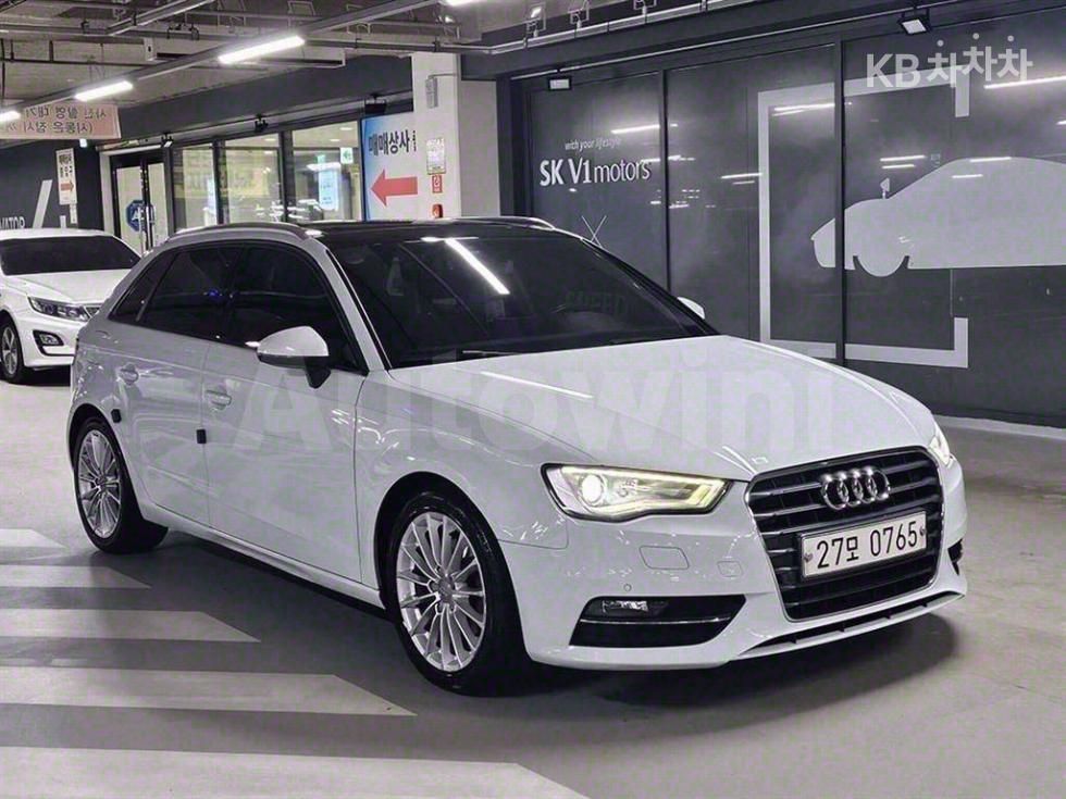 2016 AUDI A3 VIN: WAUZZZ8V4GA079076