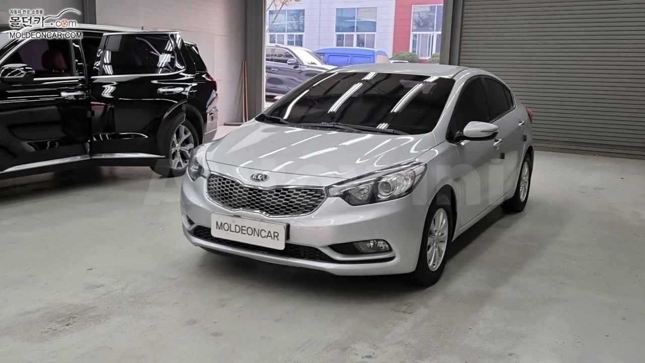 2013 KIA K3 VIN: KNAFK412BDA837287