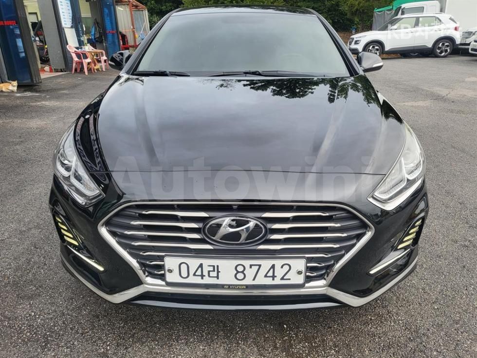 2018 HYUNDAI SONATA VIN: KMHE241CBJA355023