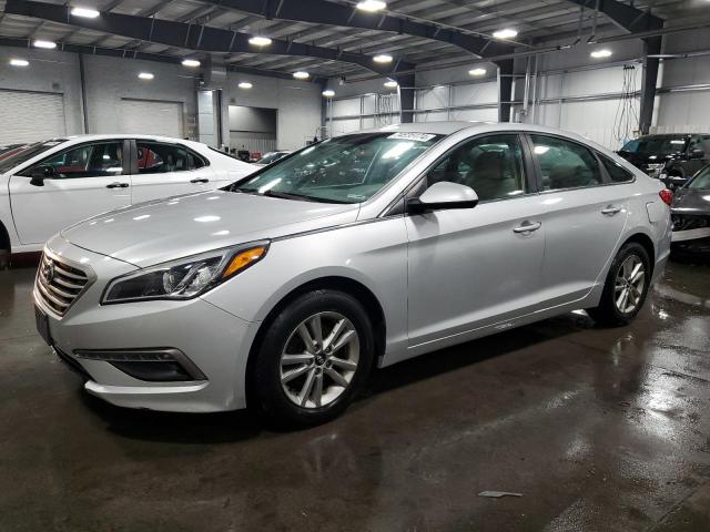 2015 HYUNDAI SONATA SE VIN: 5NPE24AF1FH038147