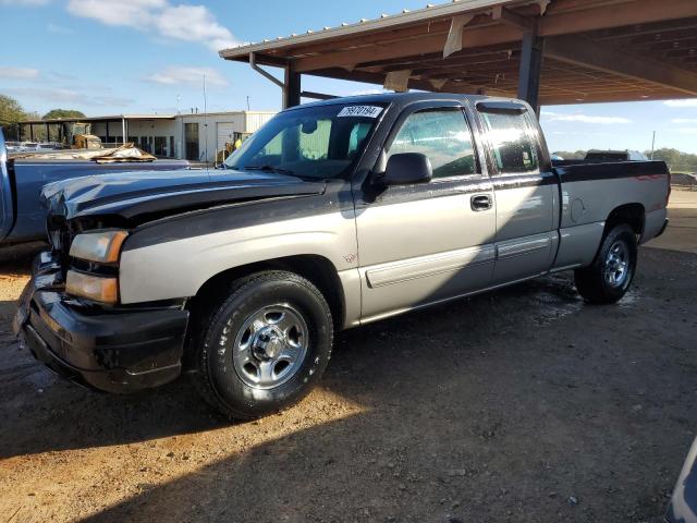 2004 CHEVROLET SILVERADO VIN: 2GCEC19V041344214