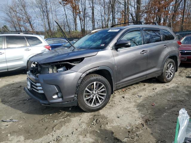 2018 TOYOTA HIGHLANDER VIN: 5TDJZRFH4JS875107