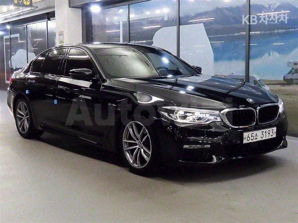 2017 BMW 5 SERIES VIN: WBAJC3109HG993512