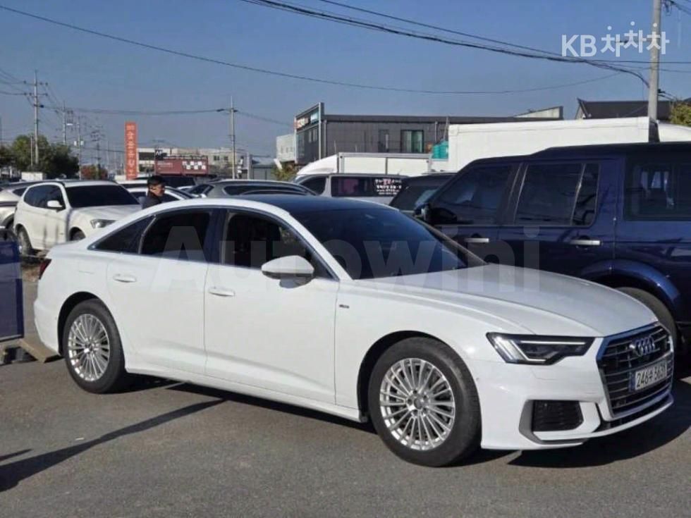 2021 AUDI A6 VIN: WAUZZZF22MN001795