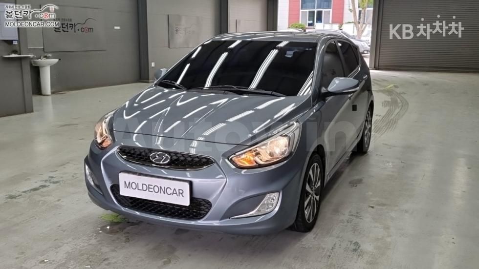 2018 HYUNDAI ACCENT VIN: KMHCT51BEJU380863