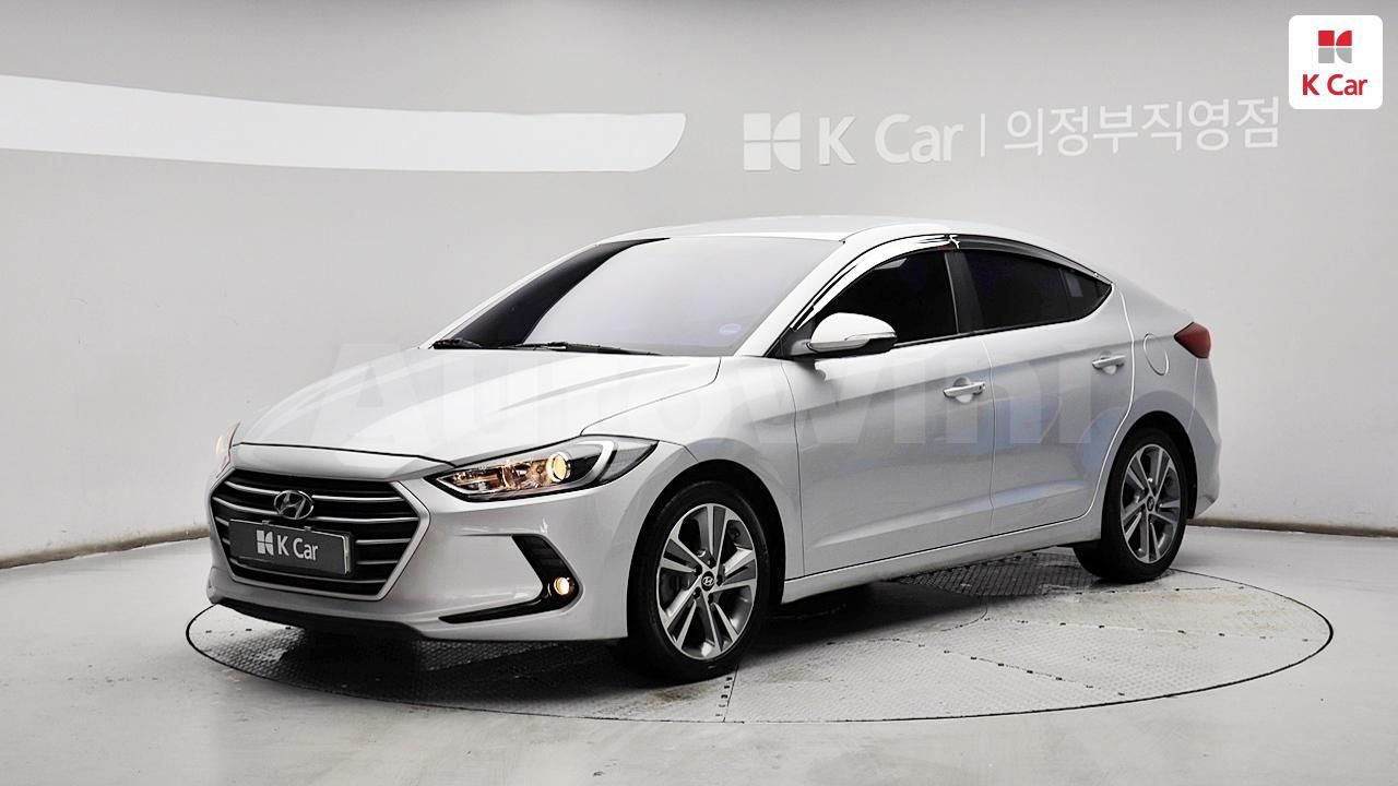 2018 HYUNDAI AVANTE VIN: KMHD641DBJU519646