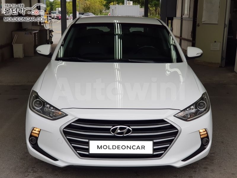 2016 HYUNDAI AVANTE VIN: KMHD741DBGU112274