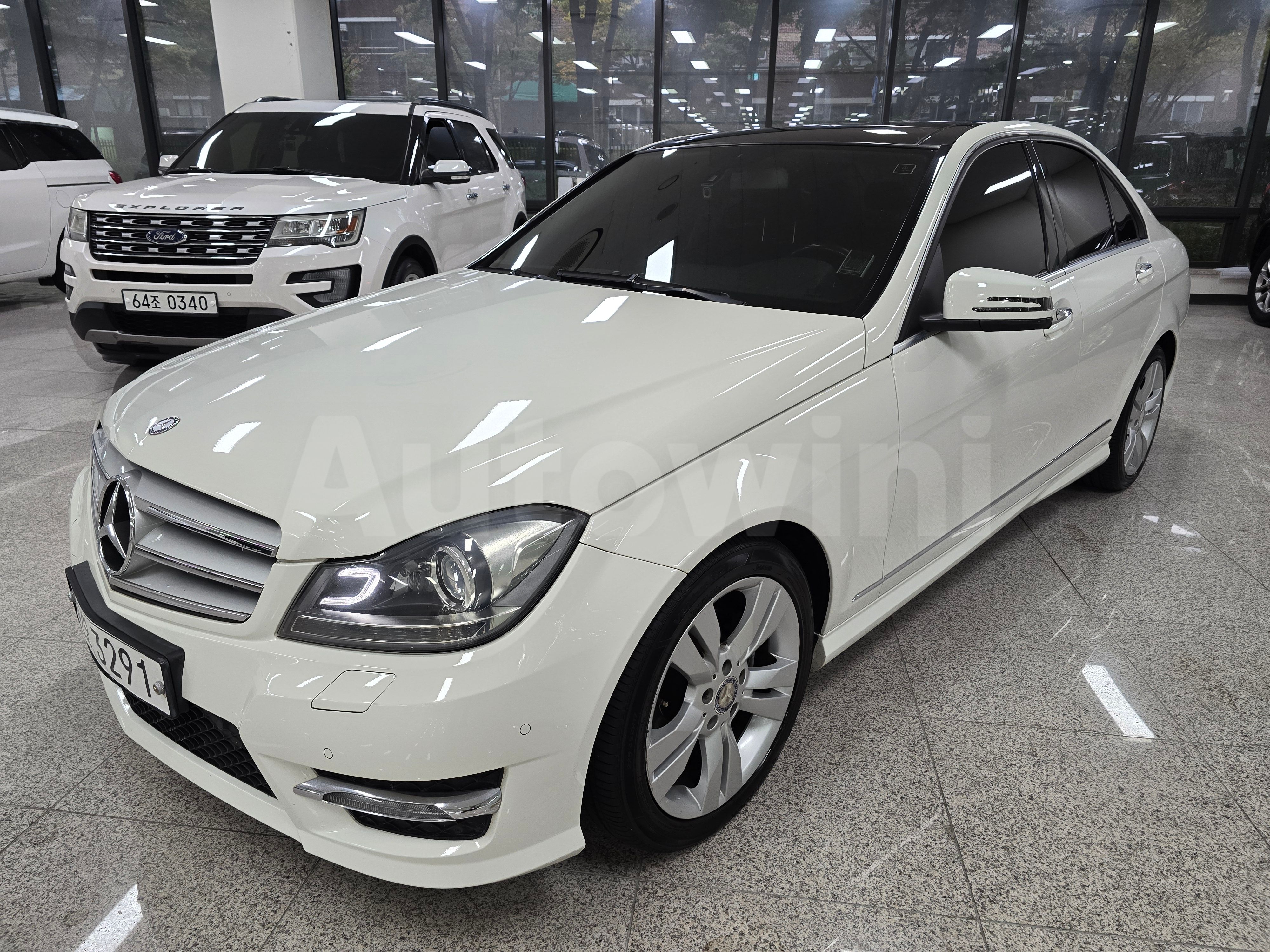 2012 MERCEDES-BENZ C CLASS VIN: WDDGF5CB9CA562118