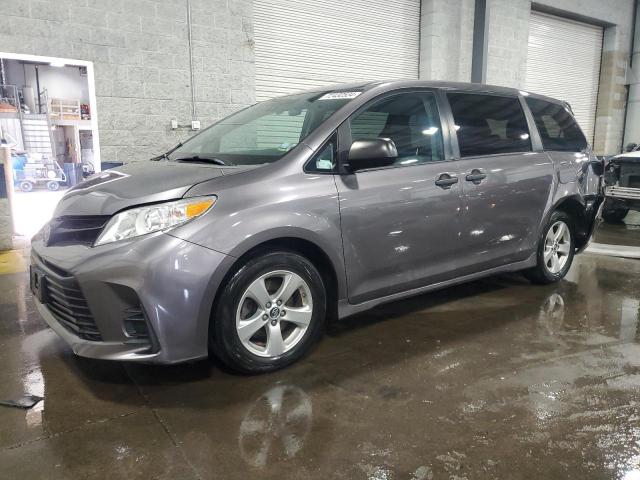 2018 TOYOTA SIENNA L VIN: 5TDZZ3DC6JS913637