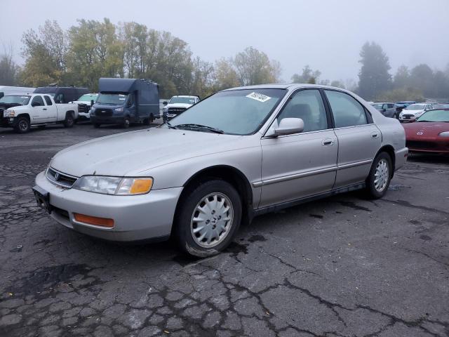 1996 HONDA ACCORD EX VIN: 1HGCD5667TA197002