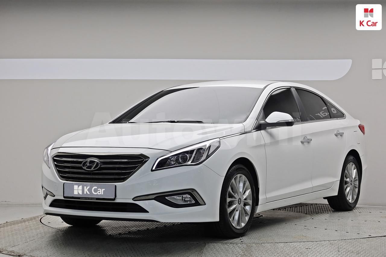 2015 HYUNDAI SONATA VIN: KMHE341CBFA138013