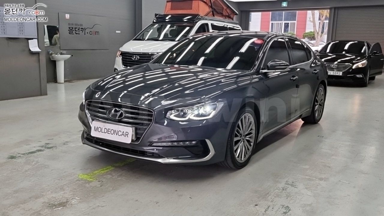 2017 HYUNDAI GRANDEUR VIN: KMHF441CBJA129444