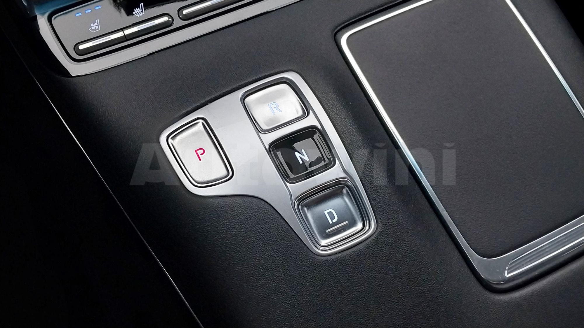 2021 HYUNDAI GRANDEUR VIN: KMHF141DBMA429070
