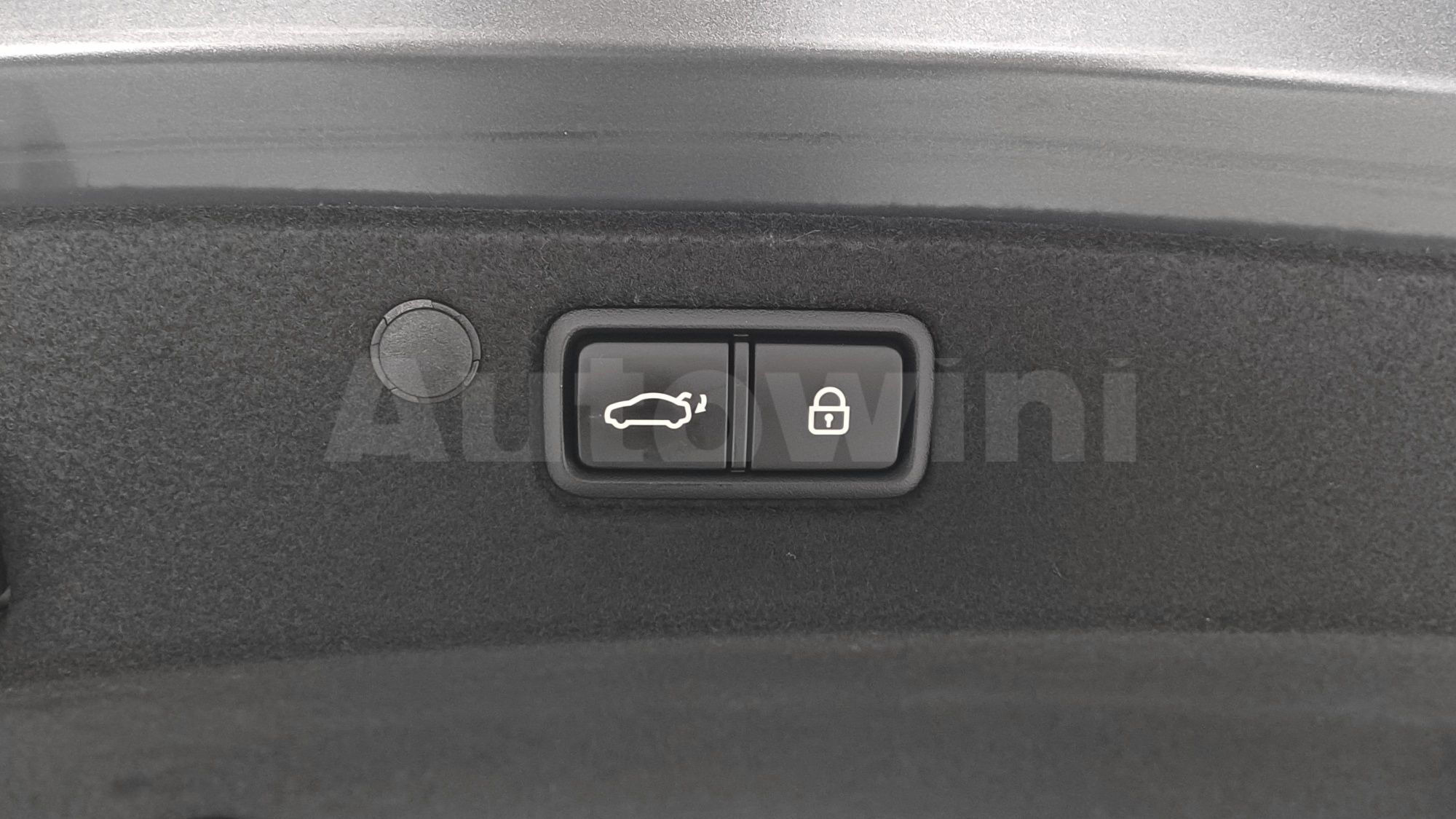 2020 HYUNDAI GRANDEUR VIN: KMHF241NBLA396552