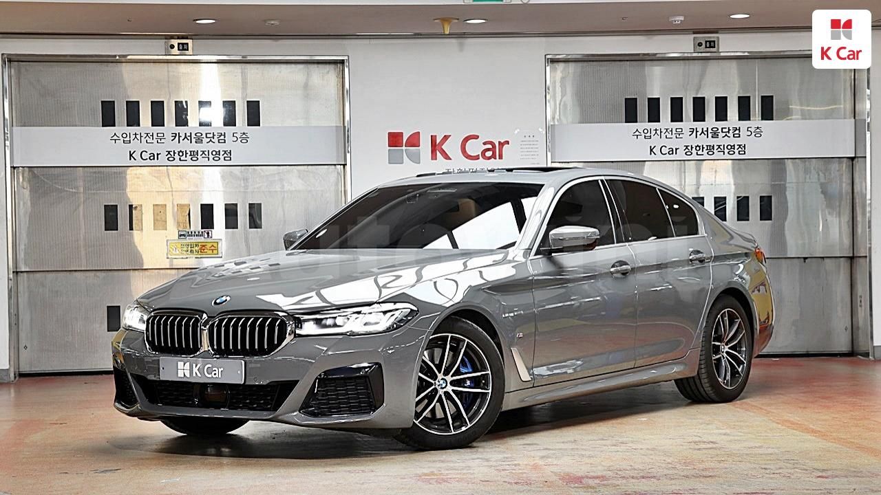 2022 BMW 5 SERIES VIN: WBA11BH01NWX47805