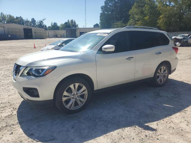 2019 NISSAN PATHFINDER VIN: 5N1DR2MM5KC587390
