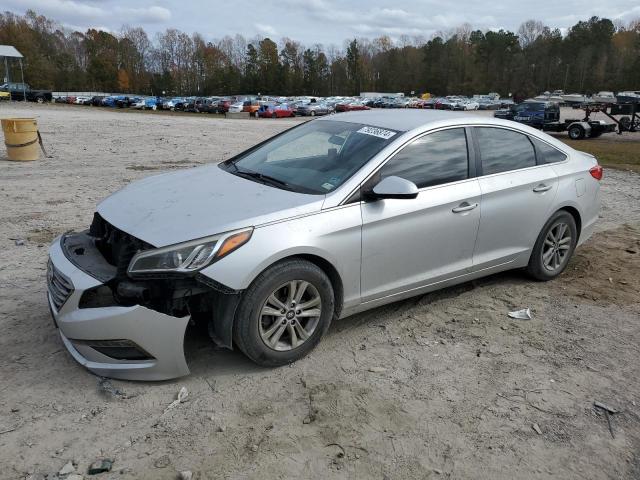 2015 HYUNDAI SONATA SE VIN: 5NPE24AF2FH118279