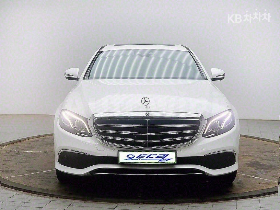 2020 MERCEDES-BENZ E-CLASS VIN: WDDZF4KB1LA740656