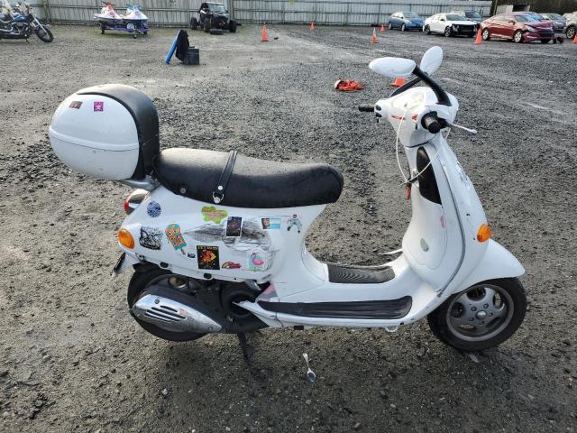 2002 VESPA ET4 150 VIN: ZAPM198F625006272
