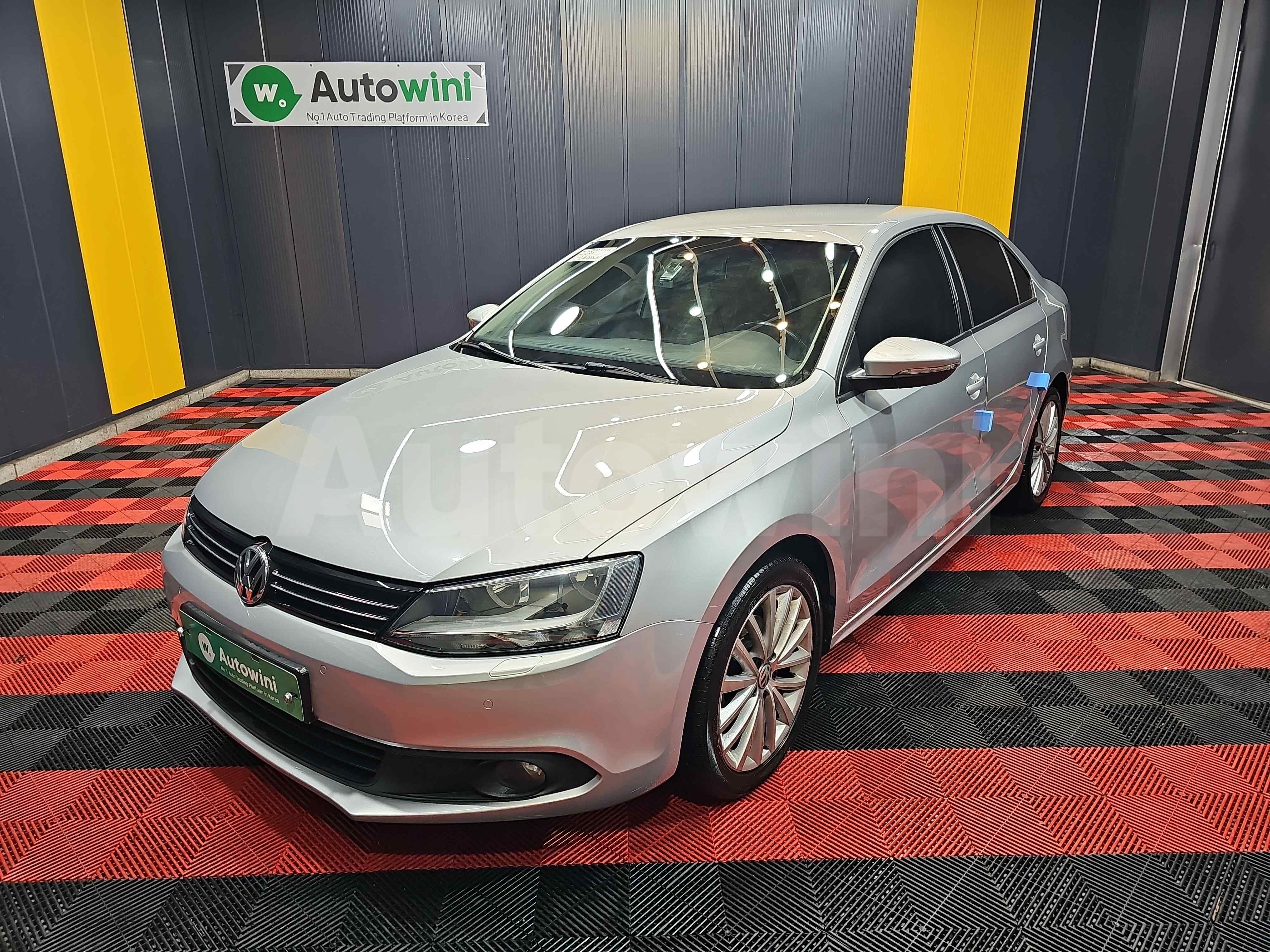 2013 VOLKSWAGEN JETTA VIN: WVWZZZ16ZDM066586