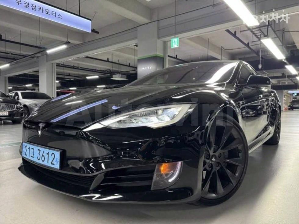 2018 TESLA MODEL S VIN: 5YJSA1E27JF274630