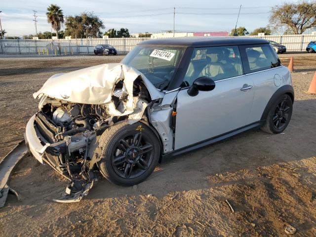 2012 MINI COOPER VIN: WMWSU3C54CT186132
