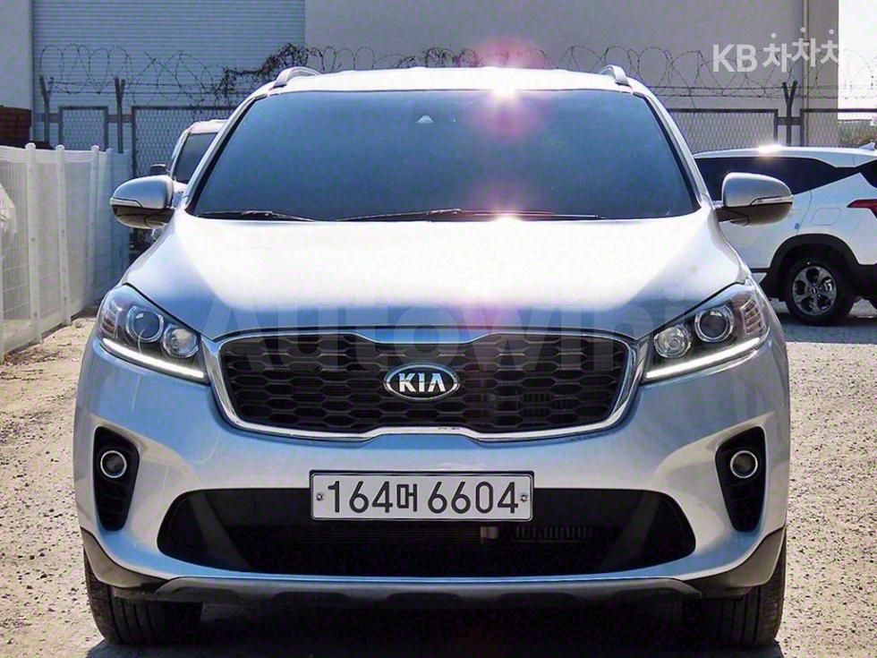 2020 KIA SORENTO VIN: KNAPG81ADLA596846