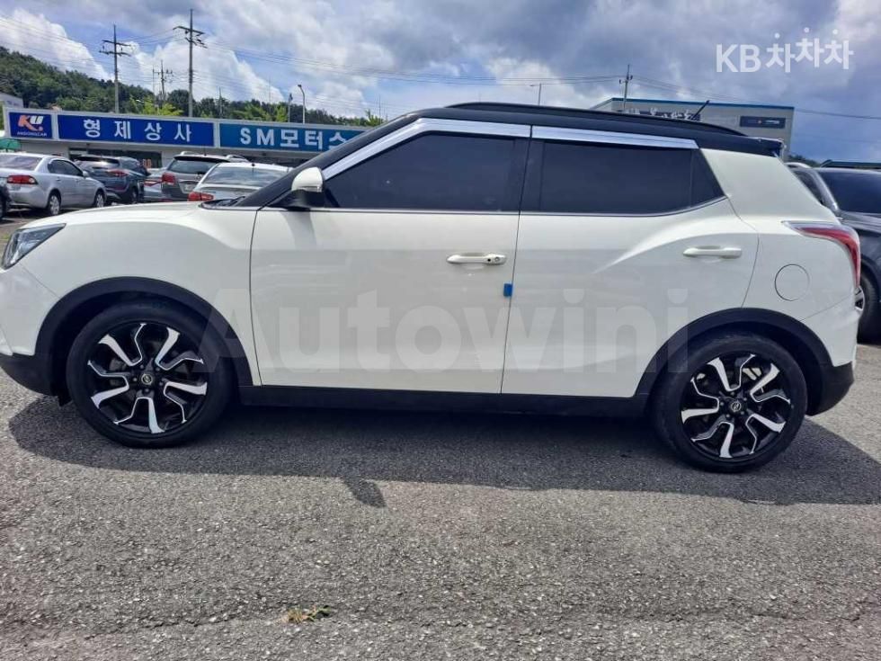 2015 KGM (SSANGYONG) TIVOLI VIN: KPBXH3AR1FP001300