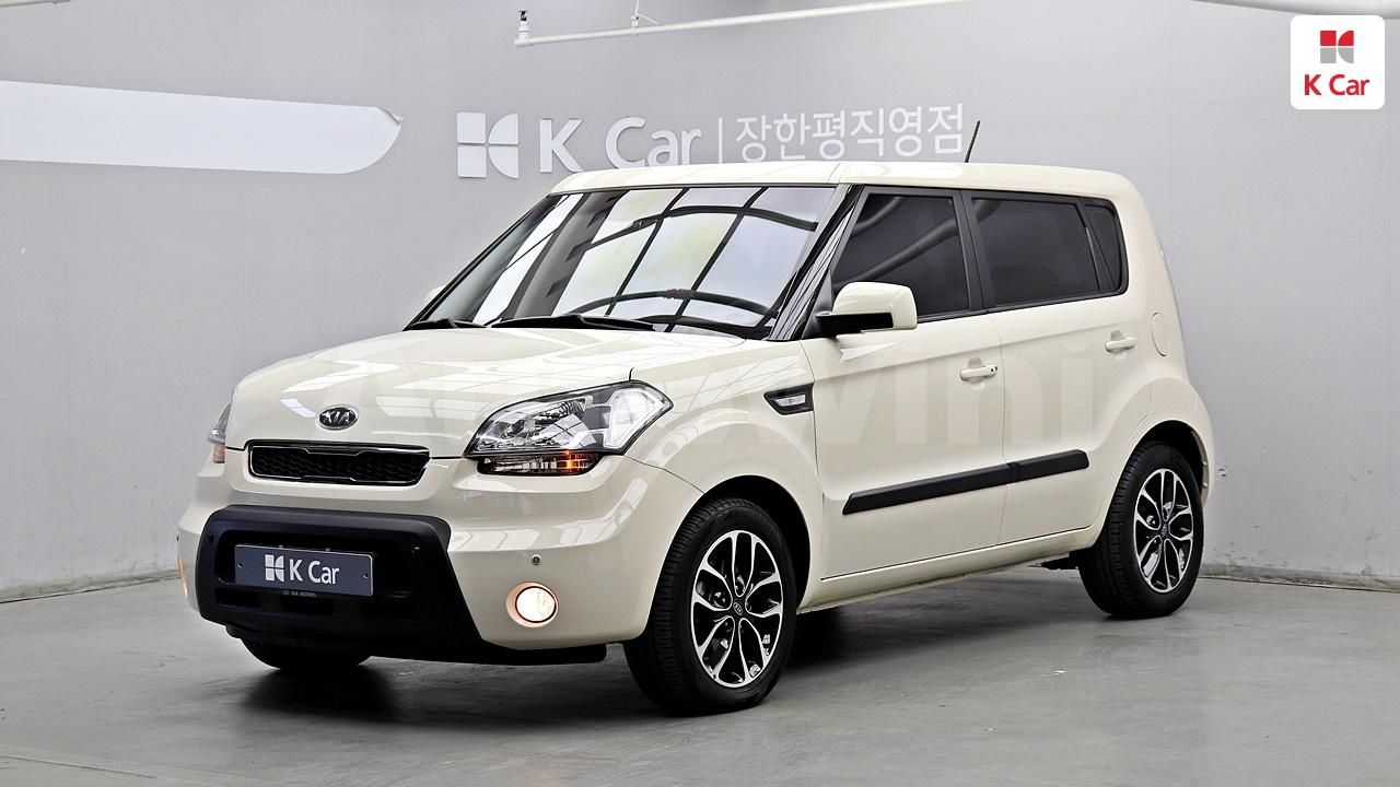 2011 KIA SOUL VIN: KNAJU811BBK290175