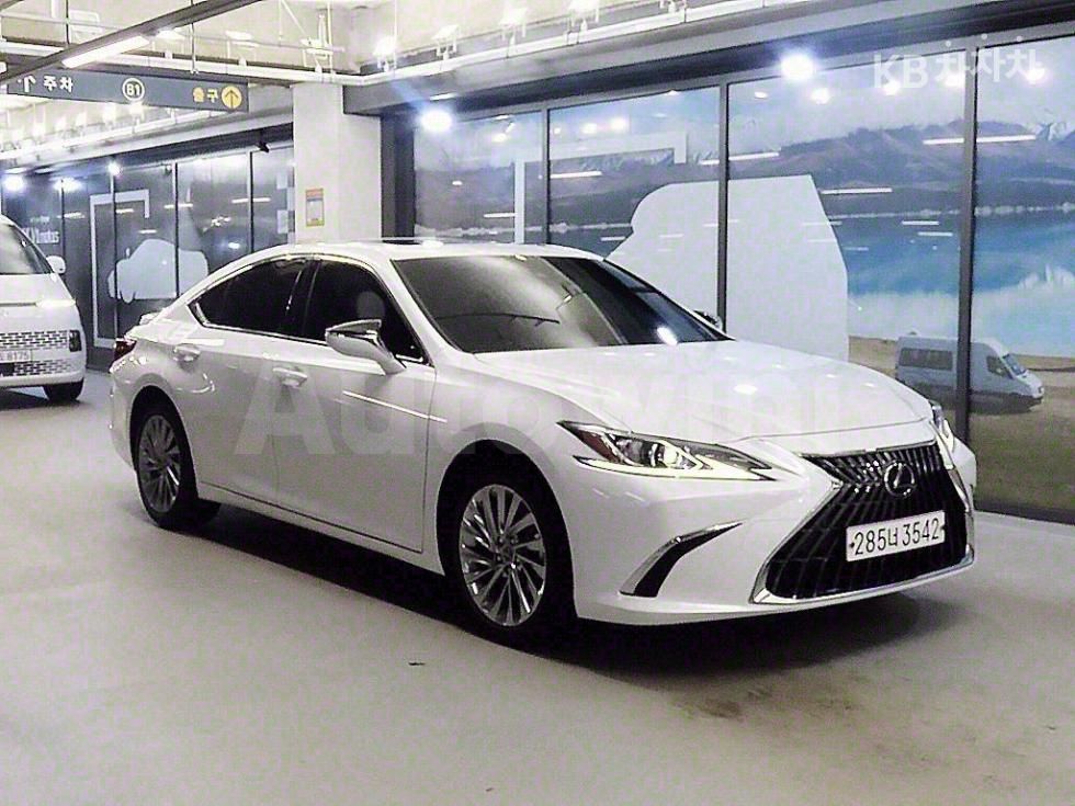 2023 LEXUS ES VIN: JTHBA1C14P2015002