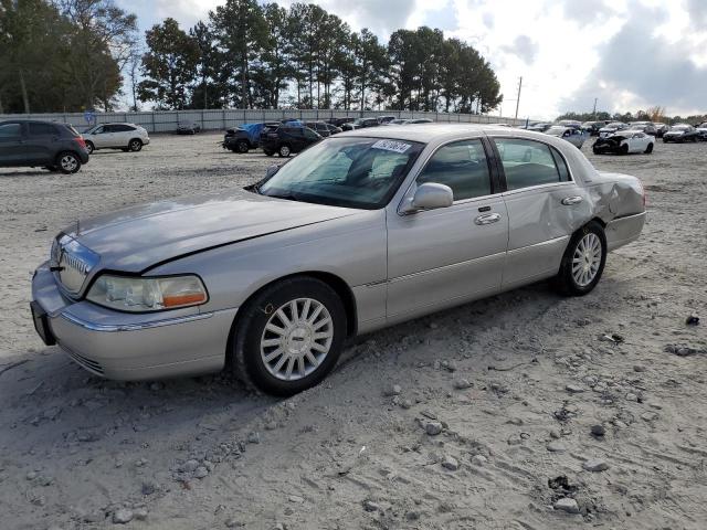 2004 LINCOLN TOWN CAR U VIN: 1LNHM83W84Y613024