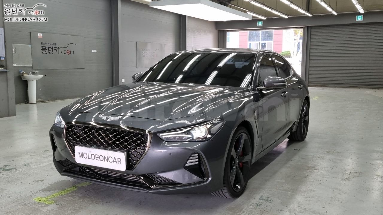 2019 GENESIS G70 VIN: KMTG741EBKU048886