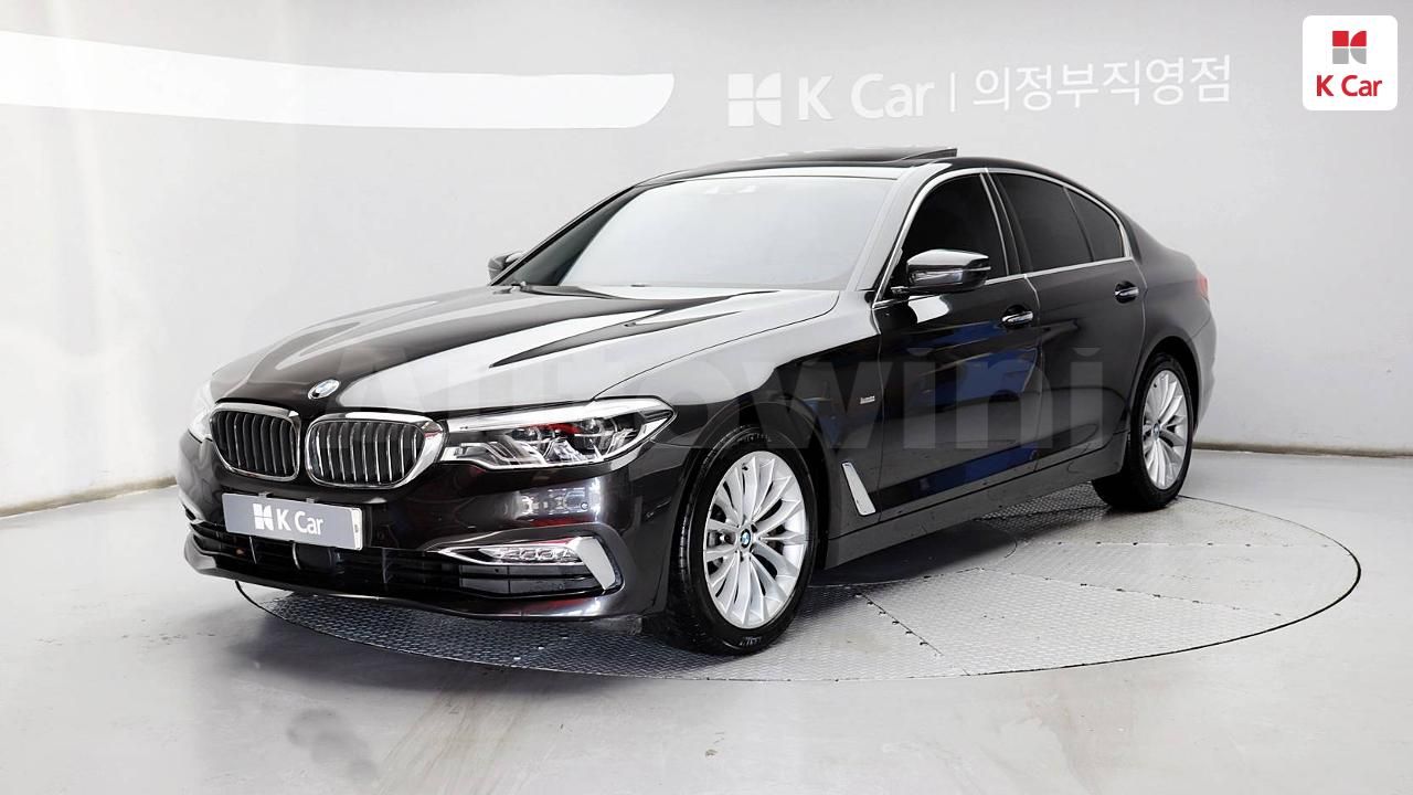2018 BMW 5 SERIES VIN: WBAJD3108JWC97932