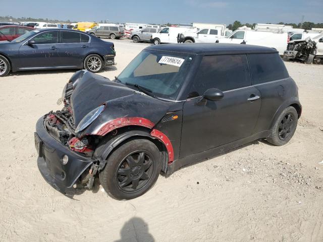 2006 MINI COOPER VIN: WMWRC33536TK65975