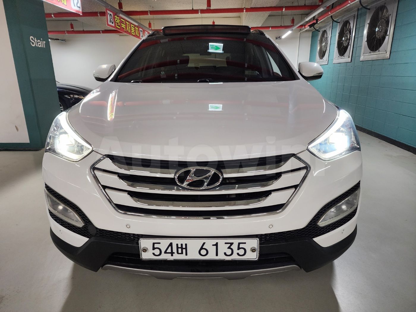 2015 HYUNDAI SANTAFE VIN: KMHSW81UBFU382685