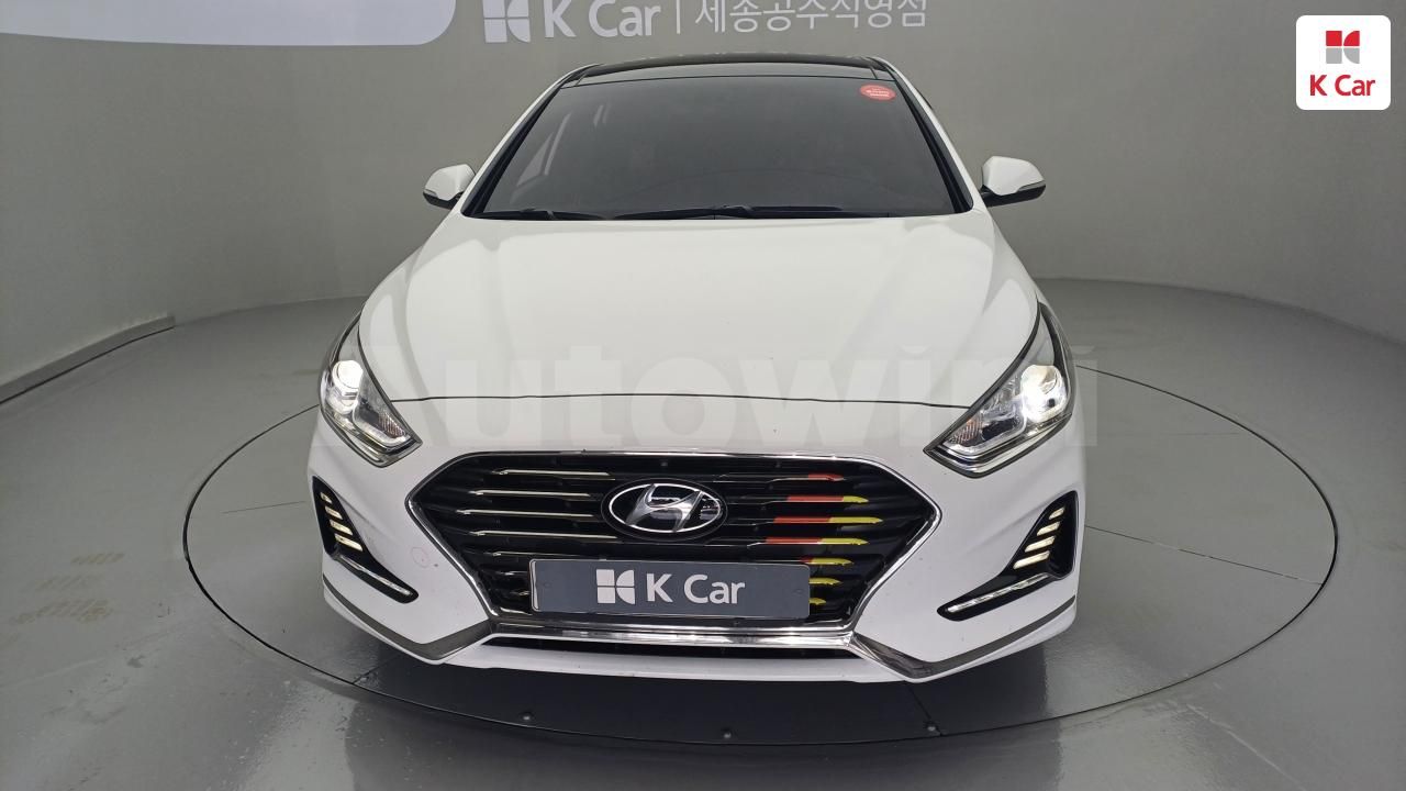 2018 HYUNDAI SONATA VIN: KMHE341DBJA364245