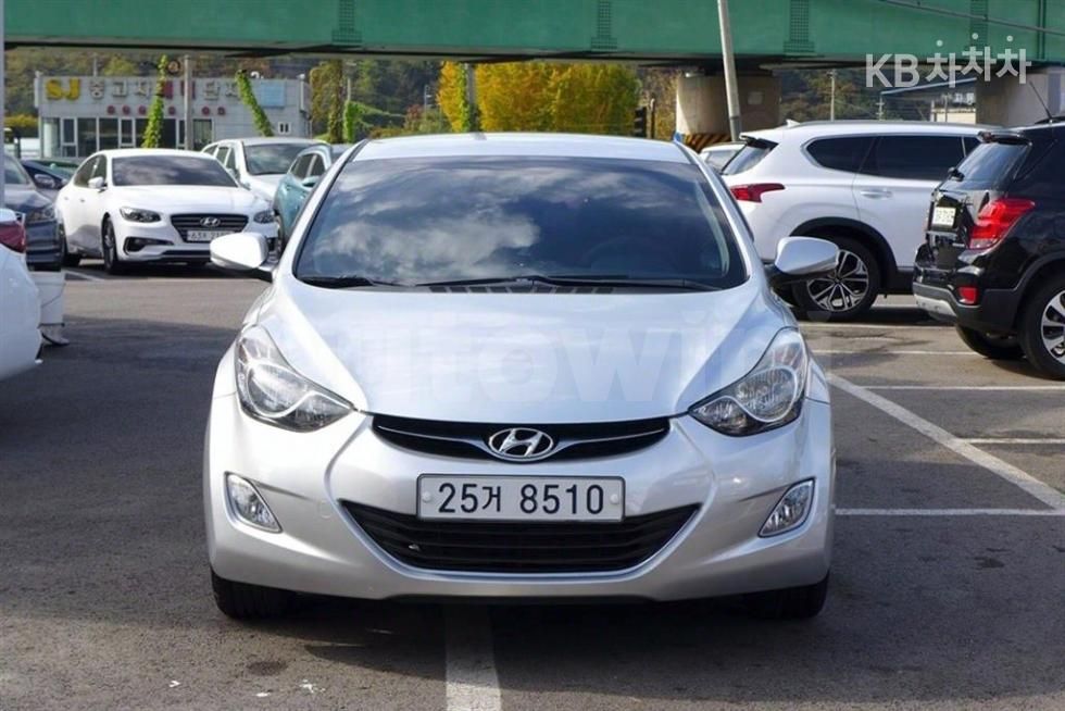 2011 HYUNDAI AVANTE VIN: KMHDH41DBBU004845