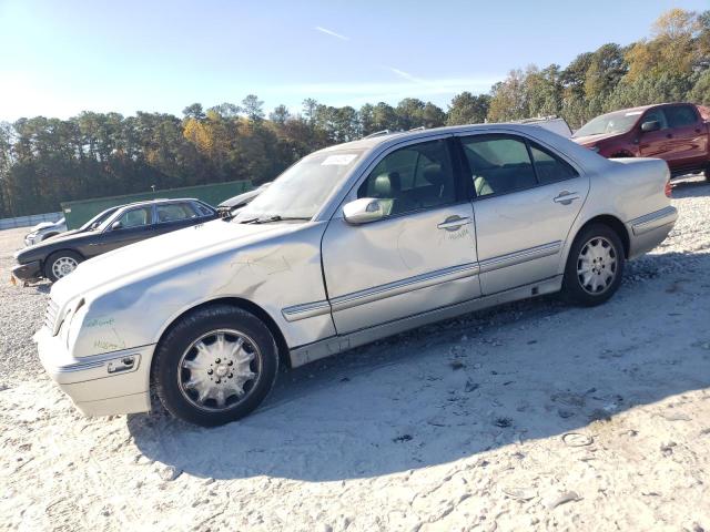 2000 MERCEDES-BENZ E 320 VIN: WDBJF65J4YA984233